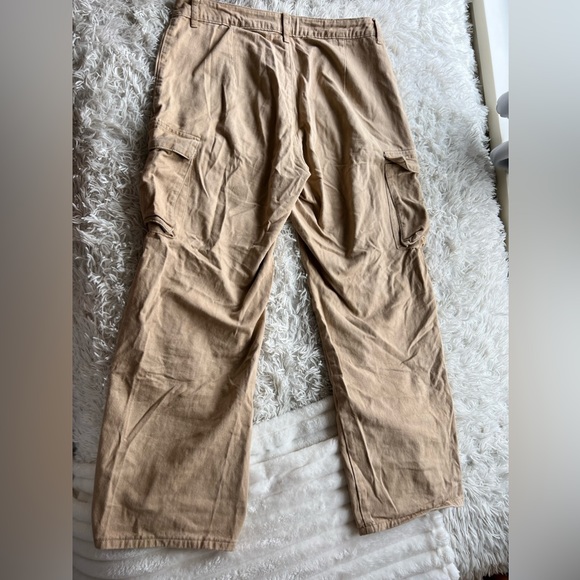 Cargo pants - Picture 2 of 4